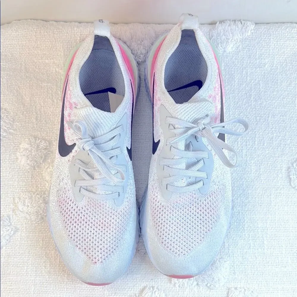 Nike Epic React Flyknit Women's Size 10
